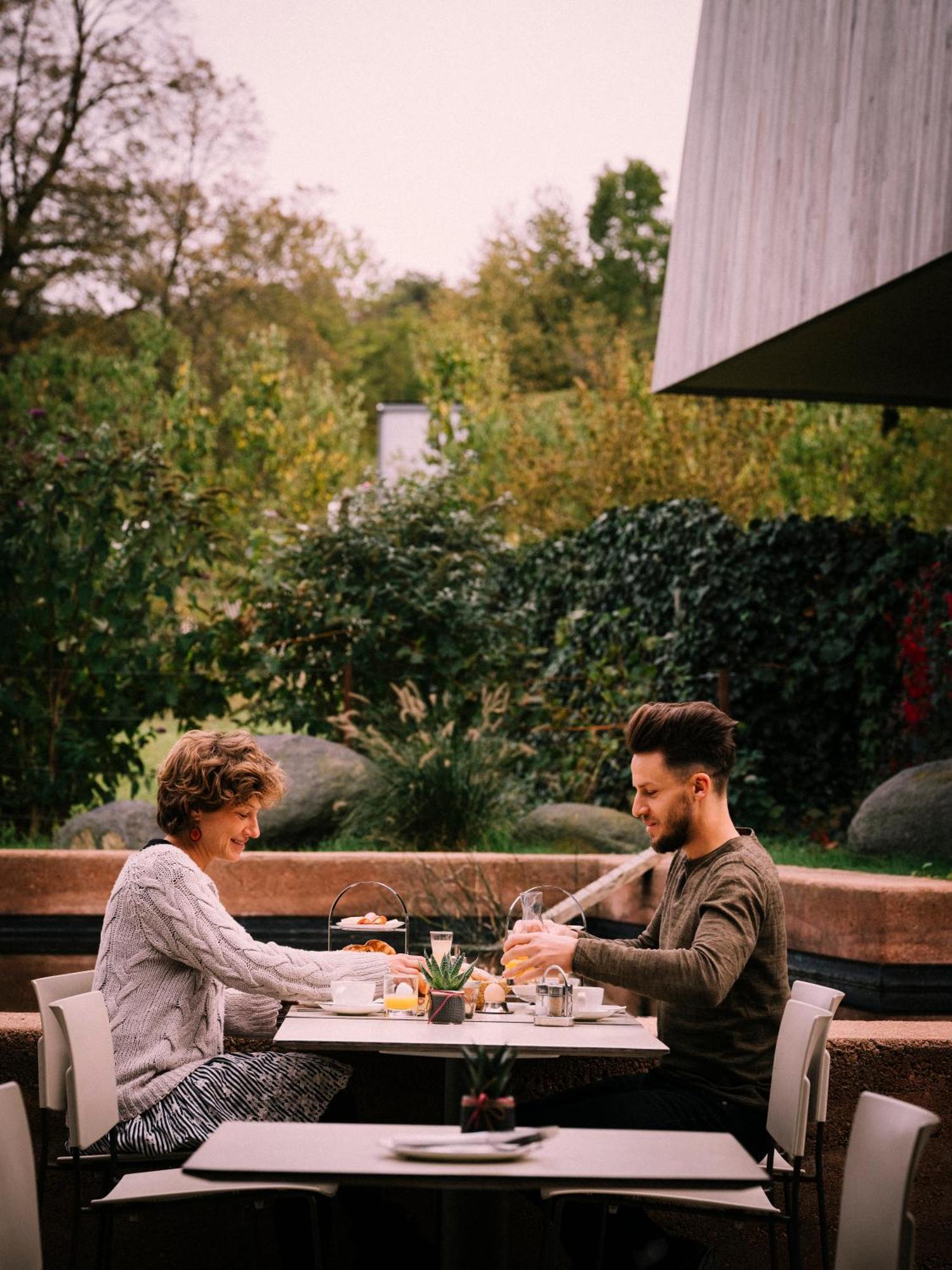 Schwarzau am Steinfelde Flora Auf Gut Guntrams酒店 外观 照片